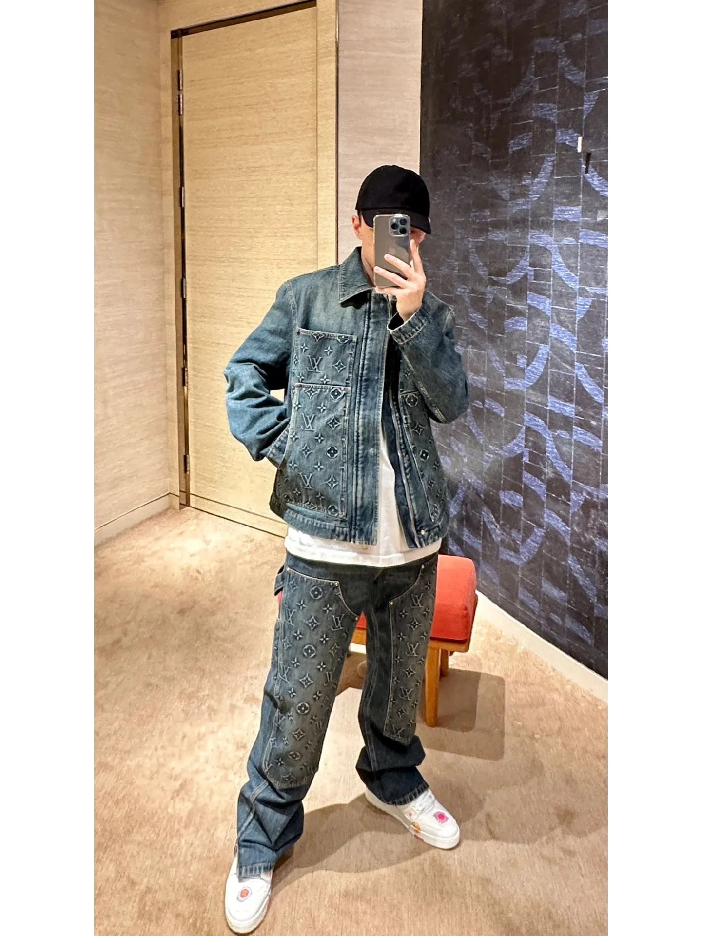 Louis Vuitton/Louis Vuitton embossed denim jacket
